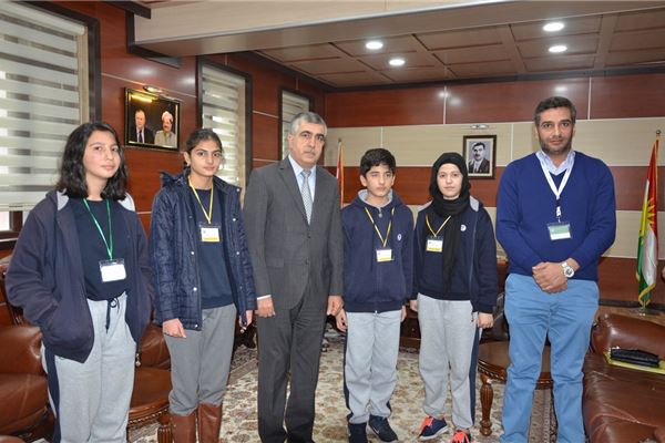 Sardam Students Distribute the SLO® Yearbook to Directors of Education in Duhok