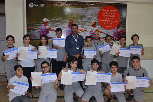 SARDAM INTERNATIONAL SCHOOL STUDENTS RECEIVE CAMBRIDGE CHECKPOINT CERTIFICATES FOR ENGLISH AND MATH.